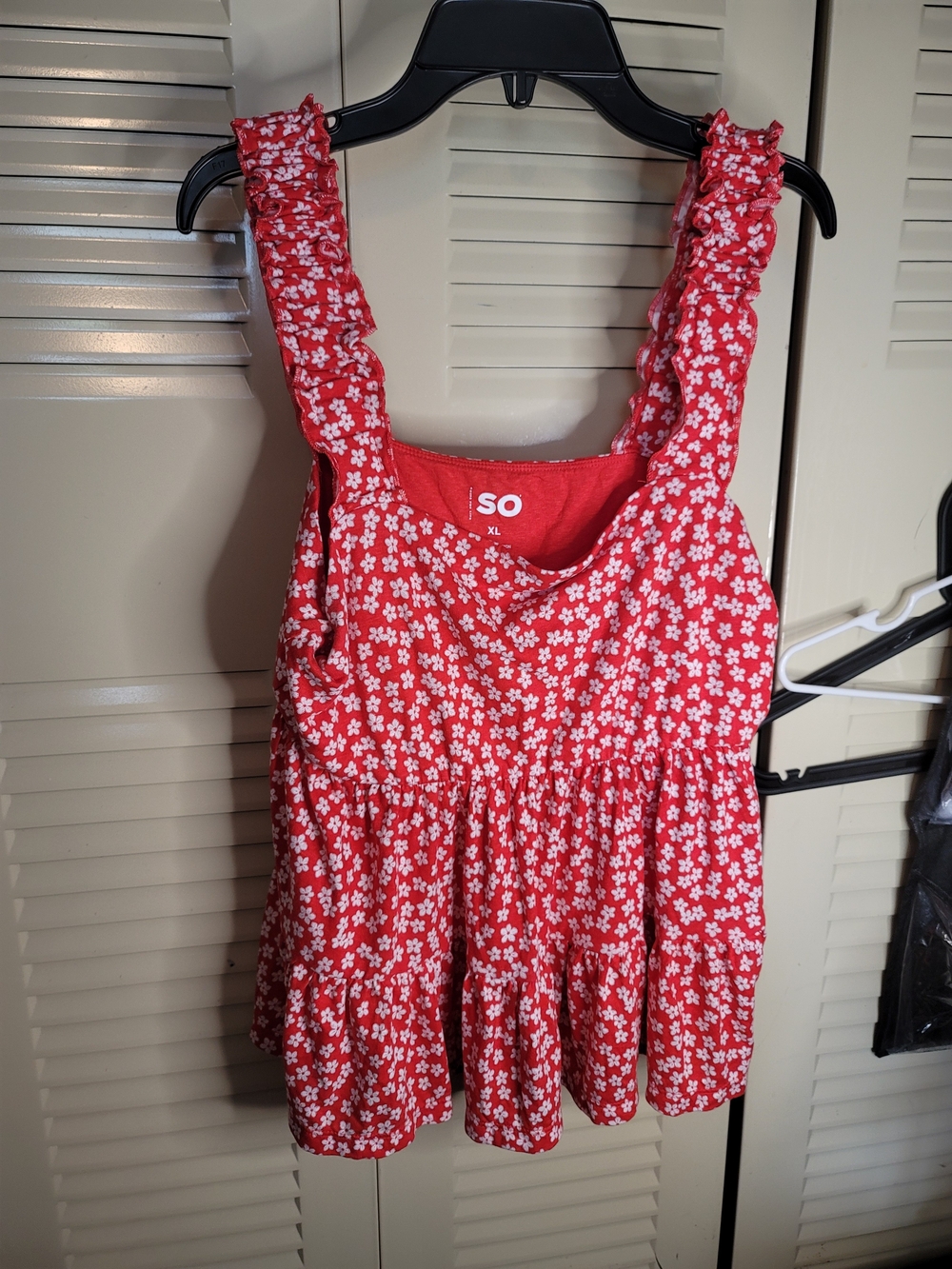 SO Red Floral Ruffle-Strap Peplum Tank Top